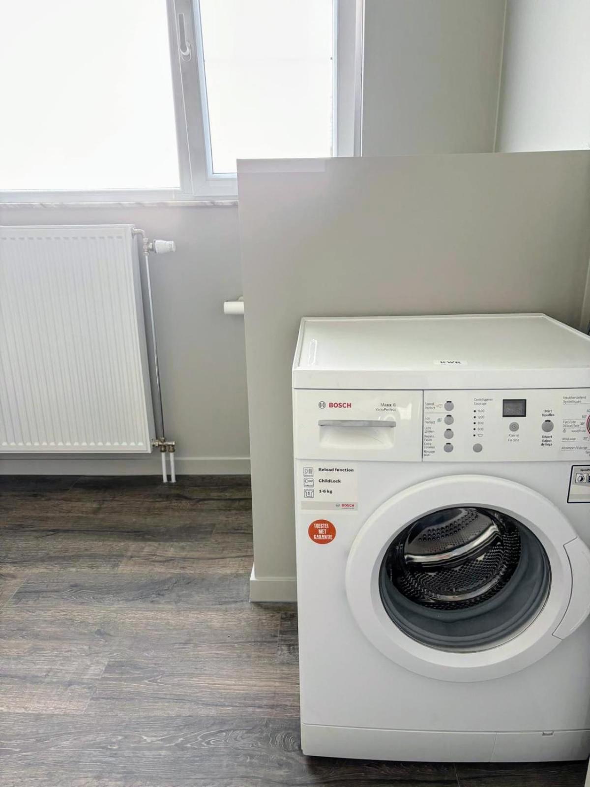 B&B Casa Roman & Vakantiewoning Voor 1 Pers Tot Max 32 Personen Zonhoven Exterior photo