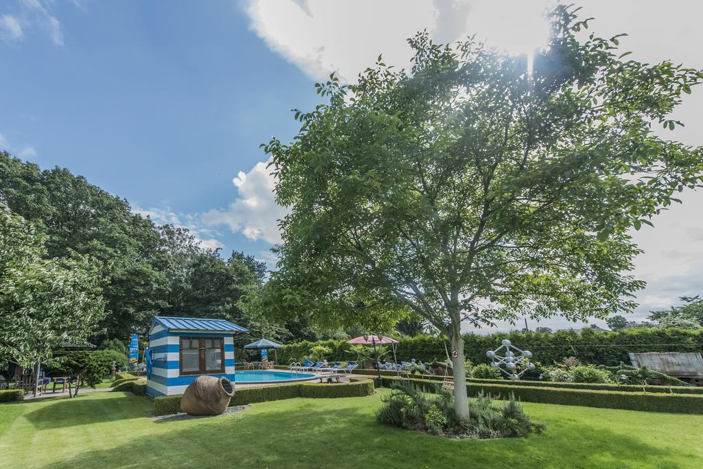 B&B Casa Roman & Vakantiewoning Voor 1 Pers Tot Max 32 Personen Zonhoven Exterior photo