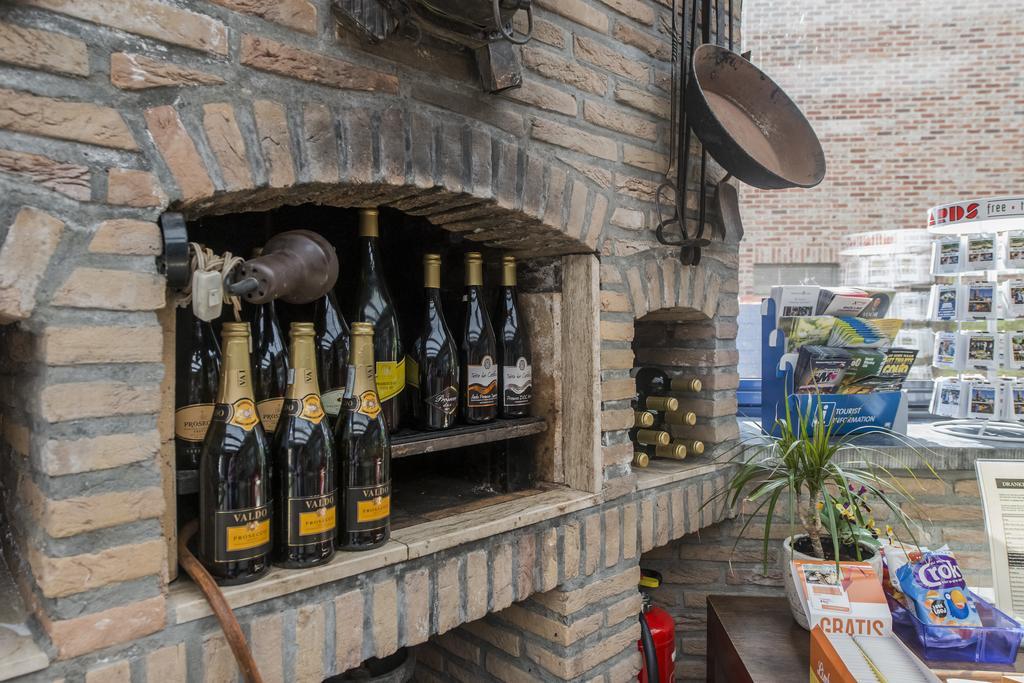 B&B Casa Roman & Vakantiewoning Voor 1 Pers Tot Max 32 Personen Zonhoven Exterior photo